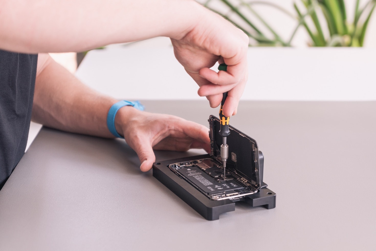 Servicios técnicos de reparación: tecnología al servicio de la construcción